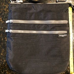 Baggallini crossbody purse